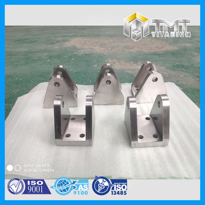 Phụ tùng máy titan của TMT